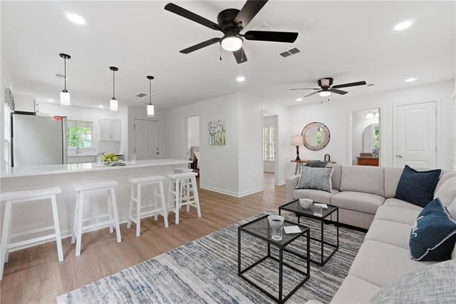 35 Etowah Drive, Cartersville, GA 30120