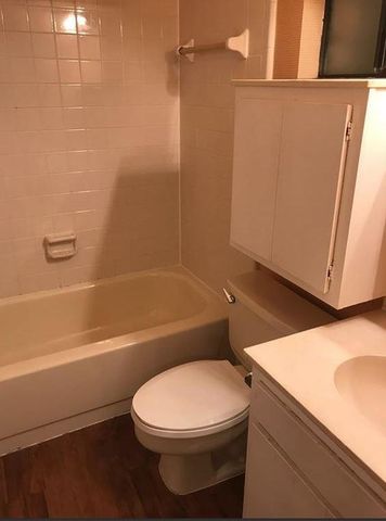 2604 Salado St 104, Austin, TX 78705