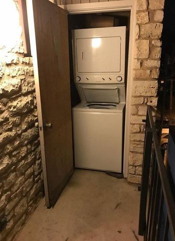 2604 Salado St 104, Austin, TX 78705