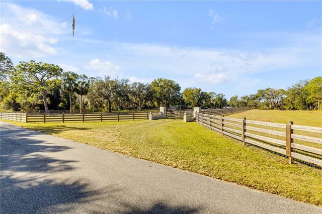 420 ROBERTS ROAD, Pierson, FL 32180