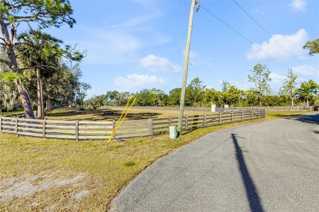 420 ROBERTS ROAD, Pierson, FL 32180