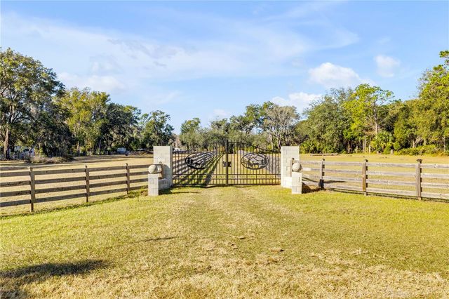 420 ROBERTS ROAD, Pierson, FL 32180