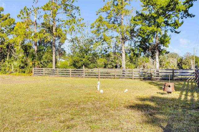 420 ROBERTS ROAD, Pierson, FL 32180