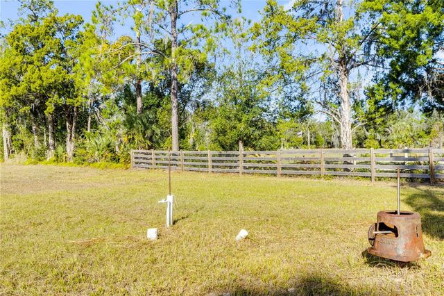420 ROBERTS ROAD, Pierson, FL 32180