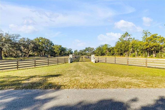 420 ROBERTS ROAD, Pierson, FL 32180