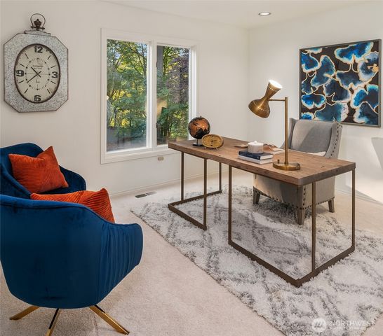 16707 NE 124th Street, Redmond, WA 98052