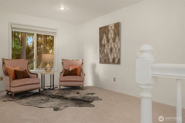 16707 NE 124th Street, Redmond, WA 98052