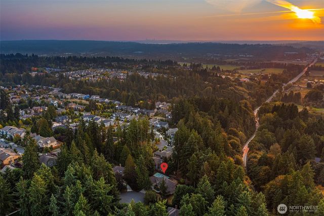 16707 NE 124th Street, Redmond, WA 98052