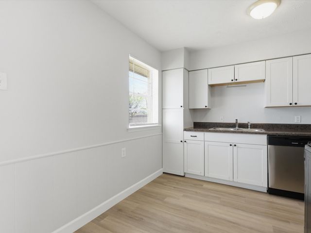 2816 Winslow Street, Irving, TX 75062