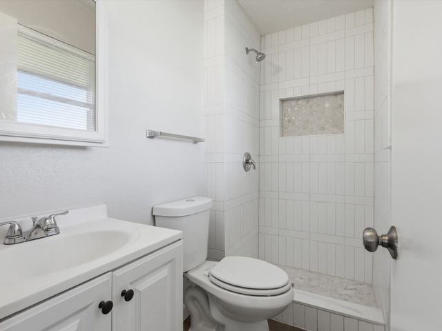 2816 Winslow Street, Irving, TX 75062