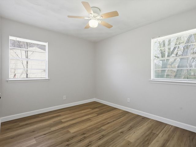 2816 Winslow Street, Irving, TX 75062