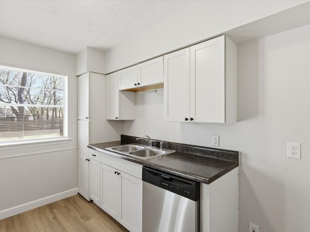 2816 Winslow Street, Irving, TX 75062