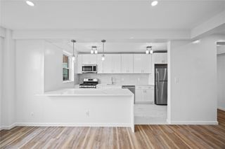 220 Pelham Road 6P, New Rochelle, NY 10805