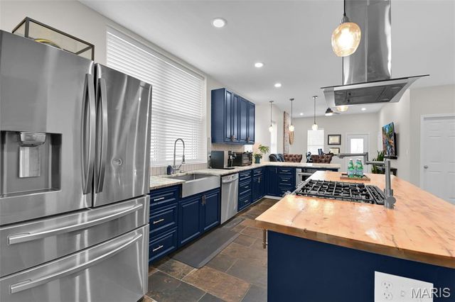 4033 Cleveland Avenue, St Louis, MO 63110