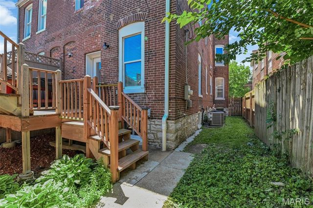 4033 Cleveland Avenue, St Louis, MO 63110