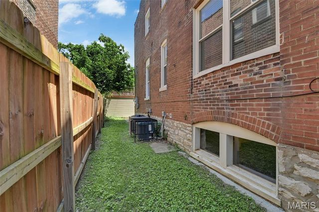 4033 Cleveland Avenue, St Louis, MO 63110