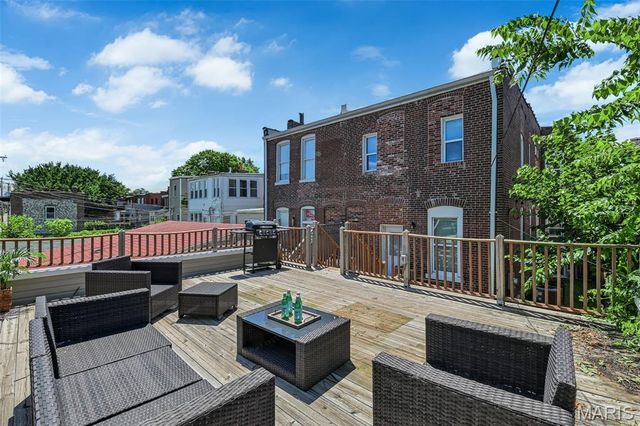 4033 Cleveland Avenue, St Louis, MO 63110