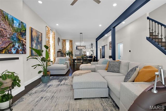 4033 Cleveland Avenue, St Louis, MO 63110