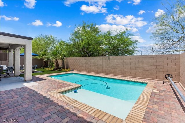 28 Gentilly Lace Avenue, Henderson, NV 89002