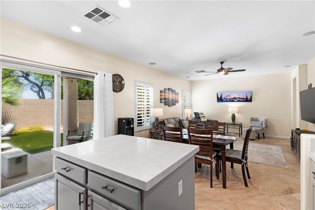 28 Gentilly Lace Avenue, Henderson, NV 89002