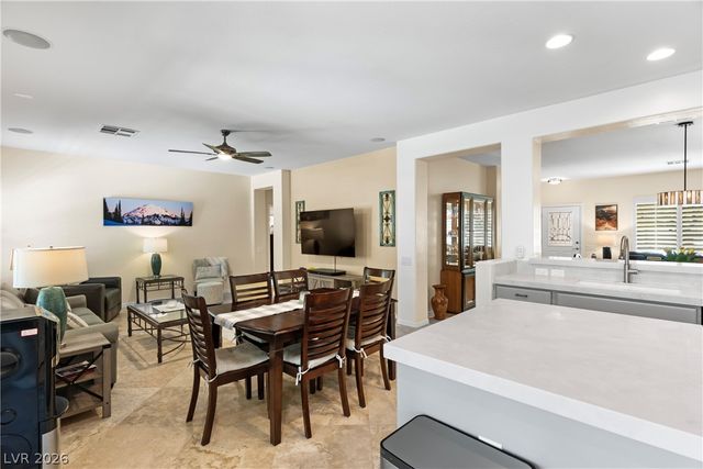 28 Gentilly Lace Avenue, Henderson, NV 89002