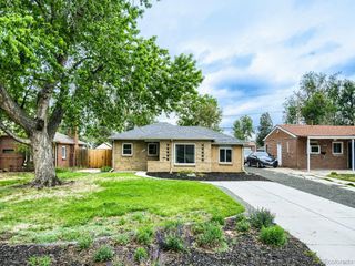2431 Oneida St, Denver, CO 80207