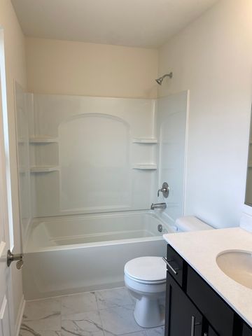 29w710 Cambridge Court, Warrenville, IL 60555