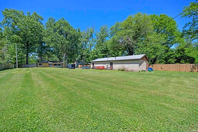 810 Plaza Drive, Evansville, IN 47715