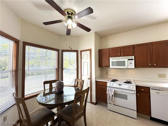 135 Village Drive, Seven Hills, OH 44131