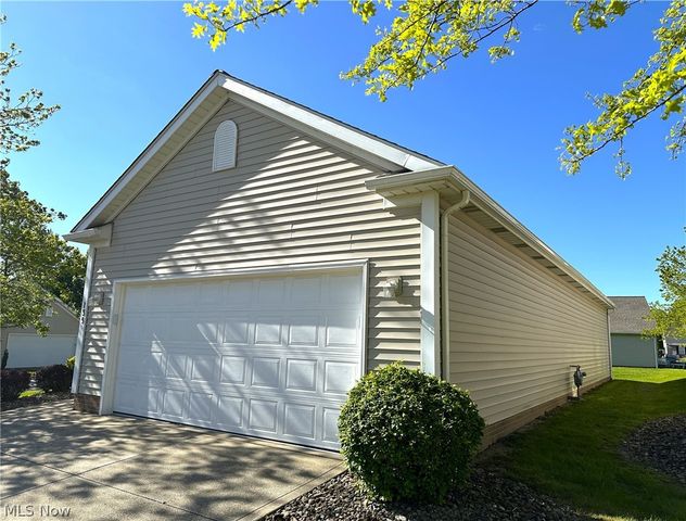 135 Village Drive, Seven Hills, OH 44131