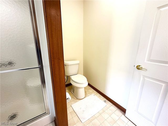 135 Village Drive, Seven Hills, OH 44131