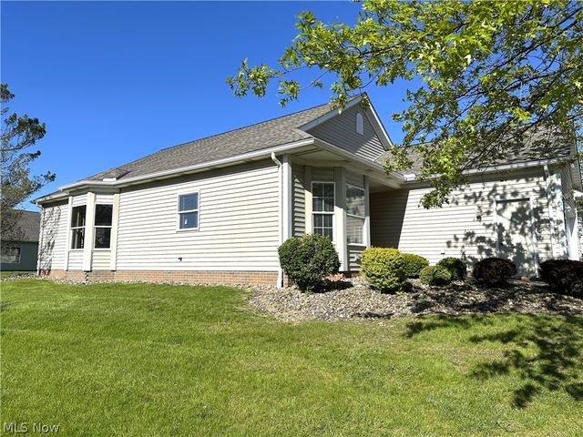 135 Village Drive, Seven Hills, OH 44131