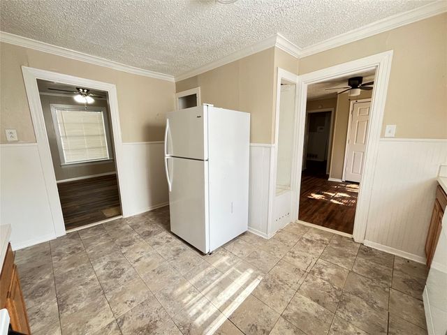 800 Audra Lane, Denton, TX 76209