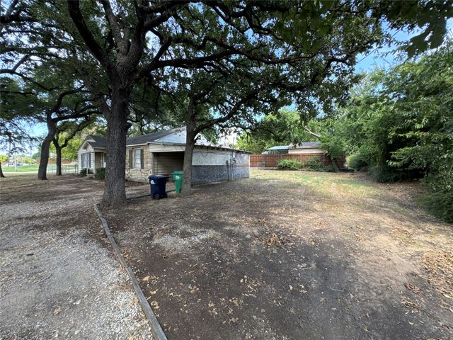 800 Audra Lane, Denton, TX 76209