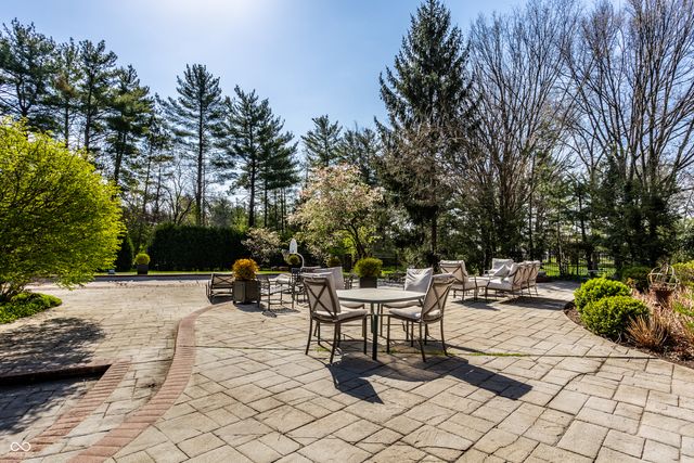 10605 Winterwood, Carmel, IN 46032