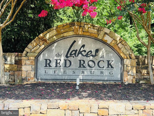 18264 OAK LAKE CT, Leesburg, VA 20176