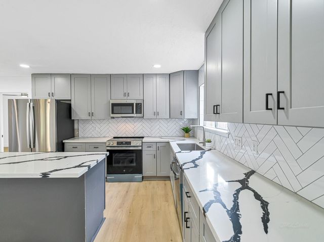 1306 Briarmead Drive, Richmond, TX 77406