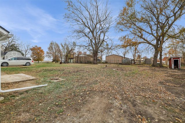 1784 B Avenue, Knoxville, IA 50138