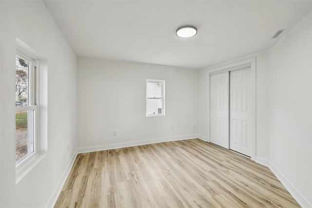 1784 B Avenue, Knoxville, IA 50138