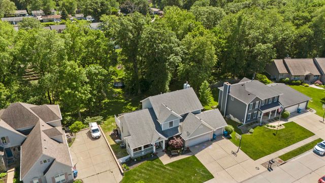556 36th Avenue, East Moline, IL 61244