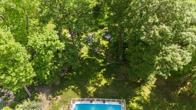 556 36th Avenue, East Moline, IL 61244
