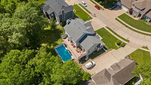 556 36th Avenue, East Moline, IL 61244
