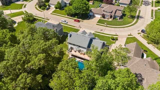556 36th Avenue, East Moline, IL 61244
