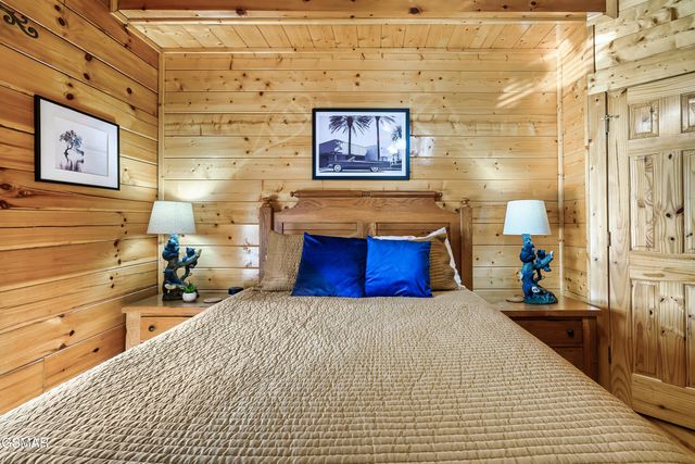 612 Cherry Blossom Way, Pigeon Forge, TN 37863