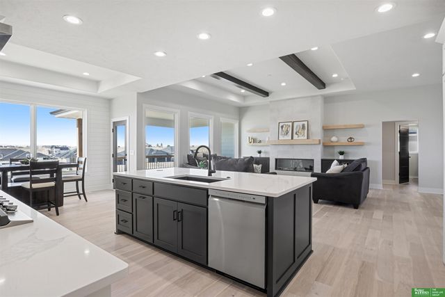 5508 N 213 Street, Elkhorn, NE 68022