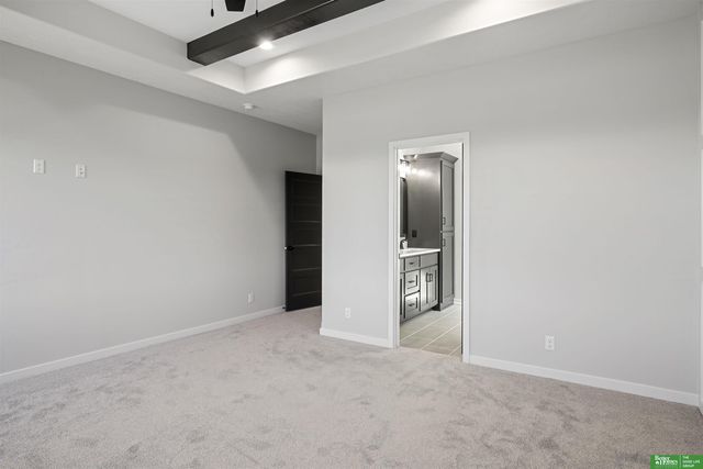 5508 N 213 Street, Elkhorn, NE 68022