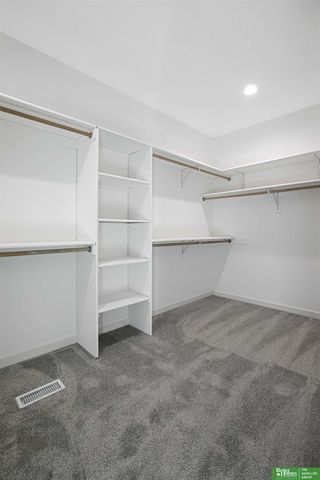 5508 N 213 Street, Elkhorn, NE 68022