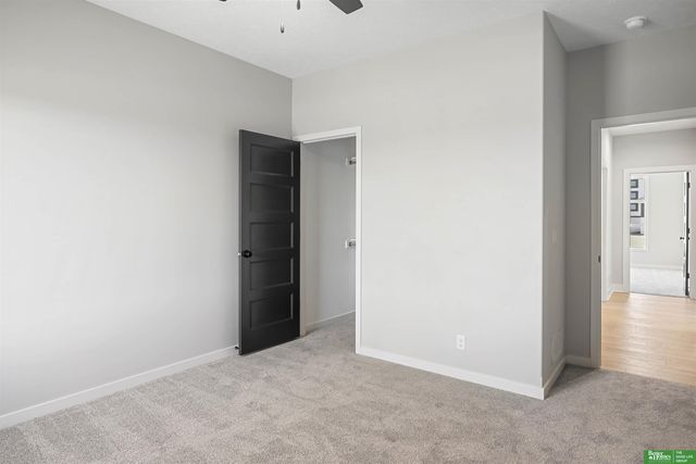 5508 N 213 Street, Elkhorn, NE 68022