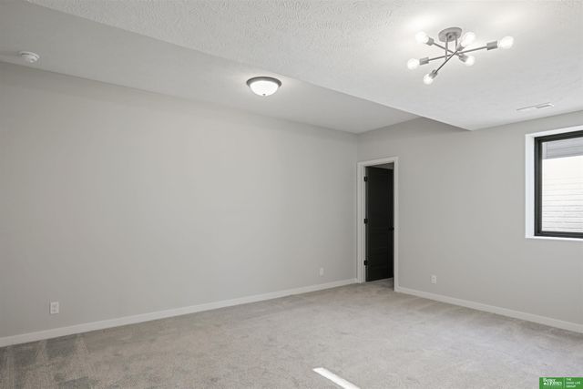 5508 N 213 Street, Elkhorn, NE 68022