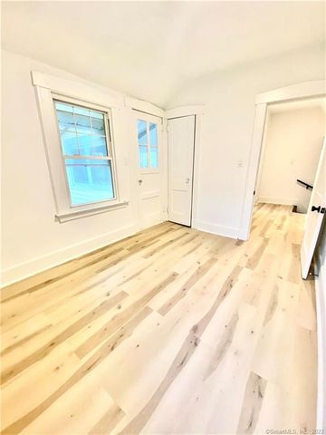 25 Beecher Place, New Haven, CT 06515